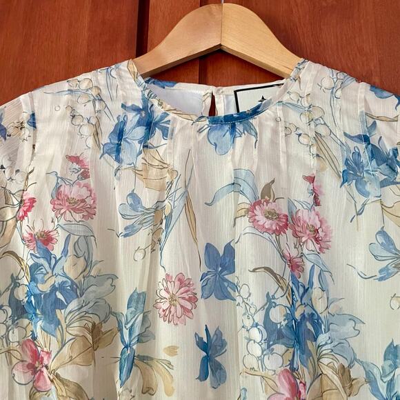 Tuckernuck Lily of the Valley Jennie Blouse Snowberry Floral Size XS NEW - Picture 3 of 10